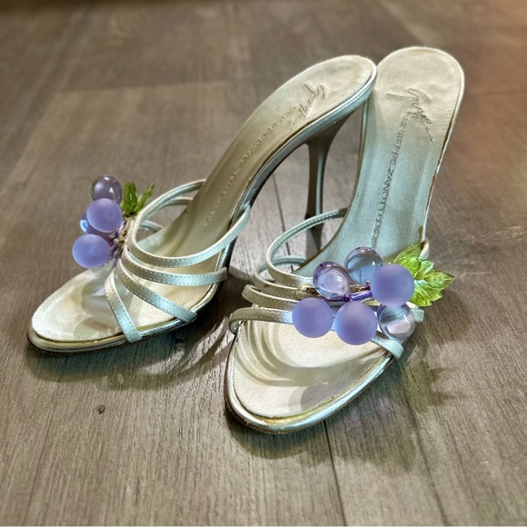 Giuseppe Zanotti Grapes Heels/Mules - Picture 1 of 7
